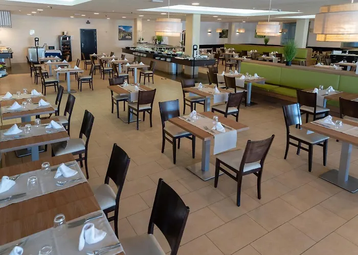 Lanzarote Village 4*