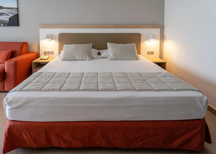 Szálloda Lanzarote Village 4*