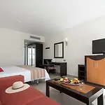 Lanzarote Village Otel