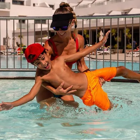 Lanzarote Village 4*