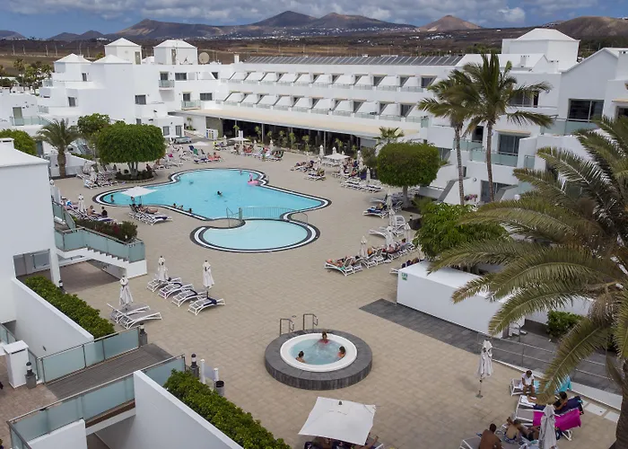 Lanzarote Village Hotel 4*