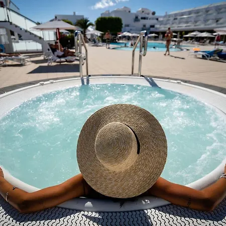 ランサロテ ビレッジ 4*