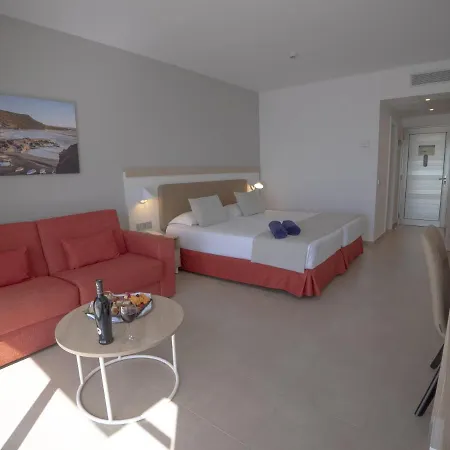 ランサロテ ビレッジ 4*