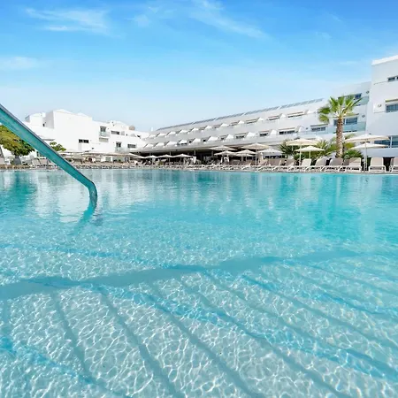 Lanzarote Village Hotel 4*